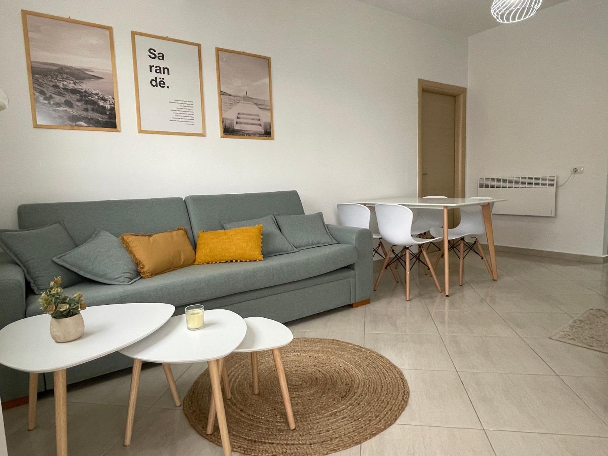 Susy Sea View Apartment Sarandë Exteriör bild